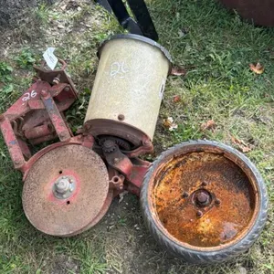 OLDER INTERNATIONAL PLANTER UNIT