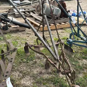 ADJUSTABLE HORSE DRAWN SCUFFLER