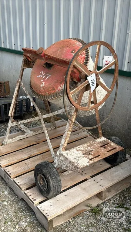 PORTABLE CEMENT MIXER, NO MOTOR