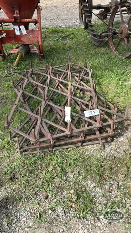 (4) SECTION DIAMOND HARROWS