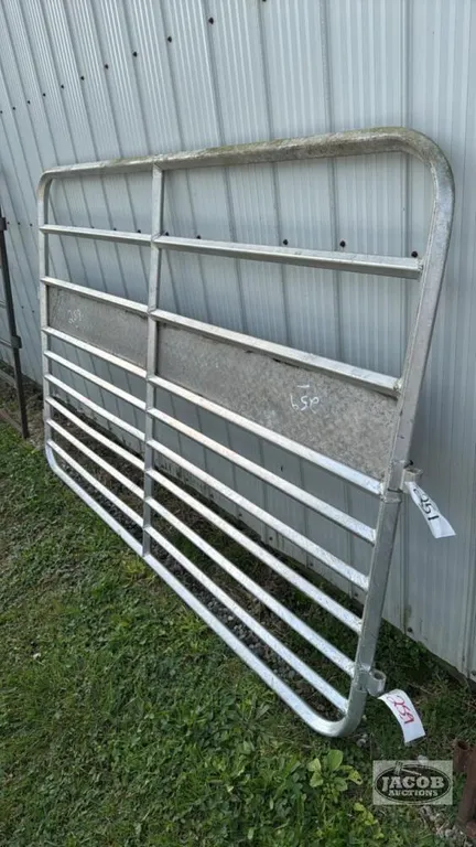 ALUMINUM 7FT X 57IN HIGH DIAMOND BAR GATE