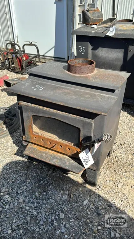 SMALL WOODSTOVE