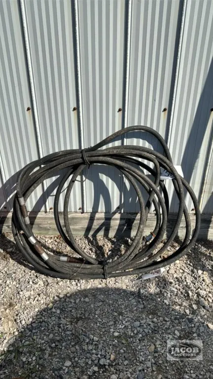 (2) 1/2IN HYDRAULIC HOSES