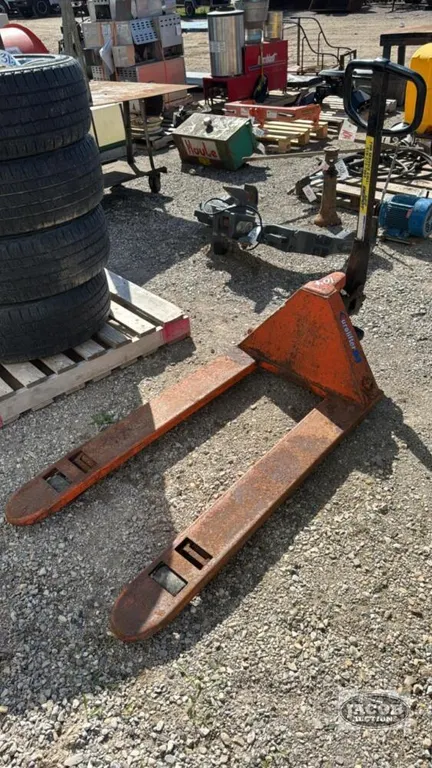EURO LIFTER HAND PUMP PALLET CART