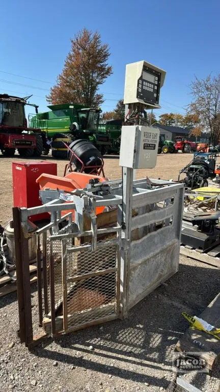 GALVANIZED PIG SCALE/SORTER