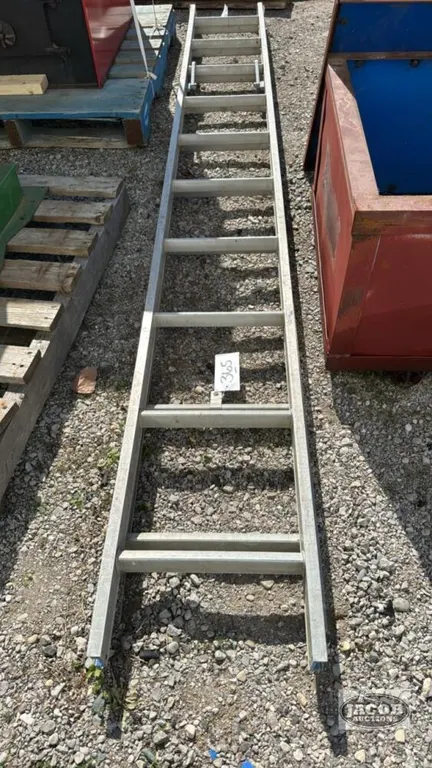 18FT ALUMINUM EXTENSION LADDER