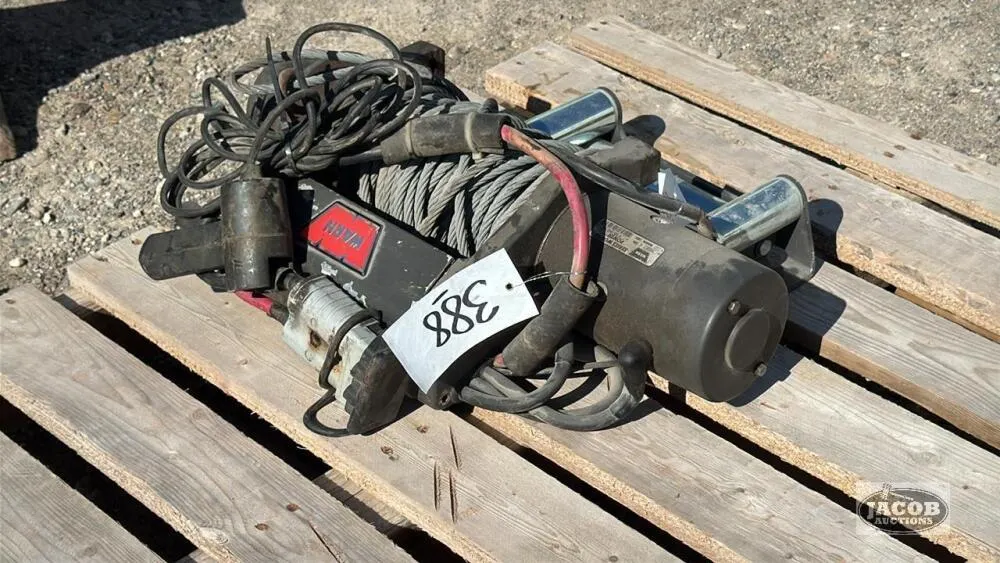 WARN 5000LB 12V ELECTRIC WINCH