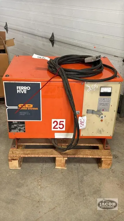 AUTOMATIC C&D POWER SYSTEMS ELECTRIC FORKLIFT CHARGER