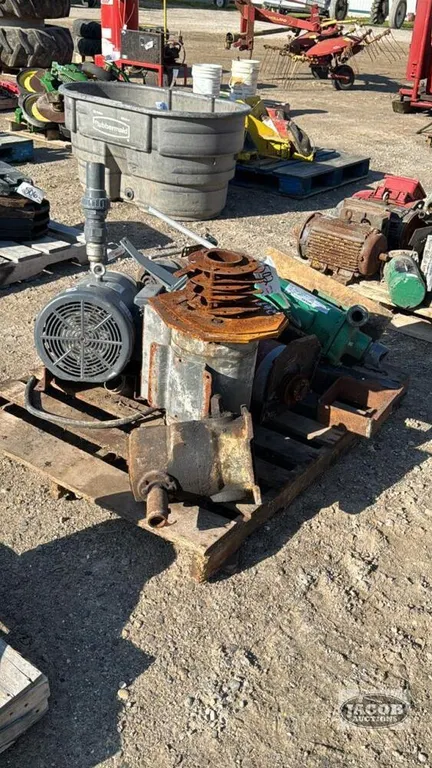 SKID OF APPROX. (9) USED ELECTRIC MOTORS
