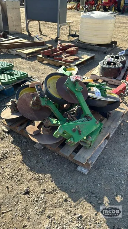 (9) JOHN DEERE PLANTER FERTILIZER OPENERS