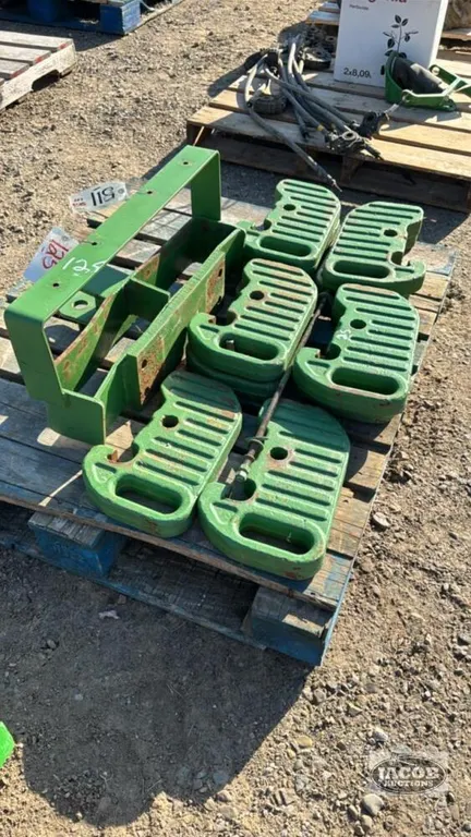 (10) JOHN DEERE SUITCASE WEIGHTS WITH BRACKET