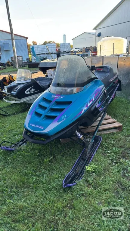 NOT RUNNING: 1997 POLARIS XLT SNOWMOBILE