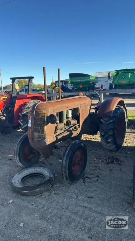 OLIVER SUPER 77 GAS TRACTOR