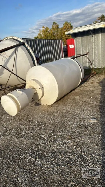 APPROX. 2 TON POLY PREMIX BIN