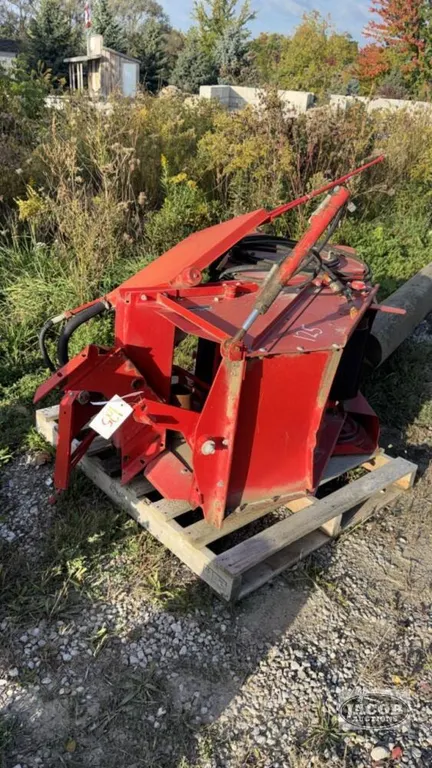 MASSEY FERGUSON 212 BALE THROWER