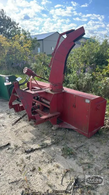 MCKEE 7FT DOUBLE AUGER SNOWBLOWER