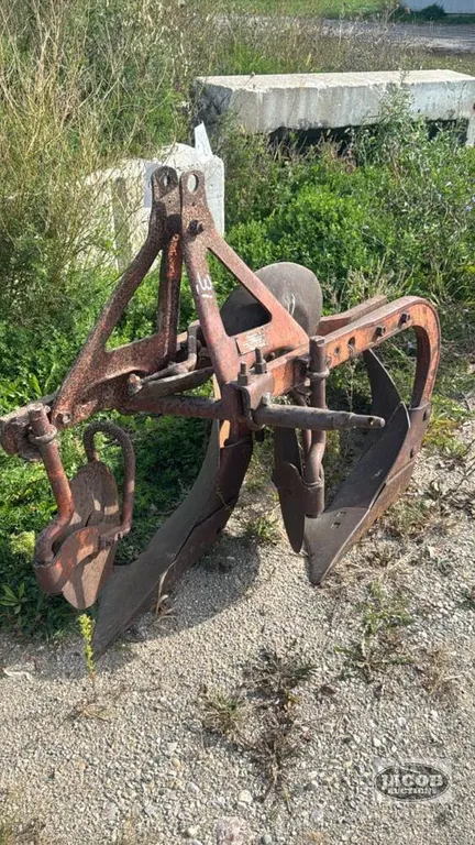 DEARBORN 3PTH 2 FURROW PLOW