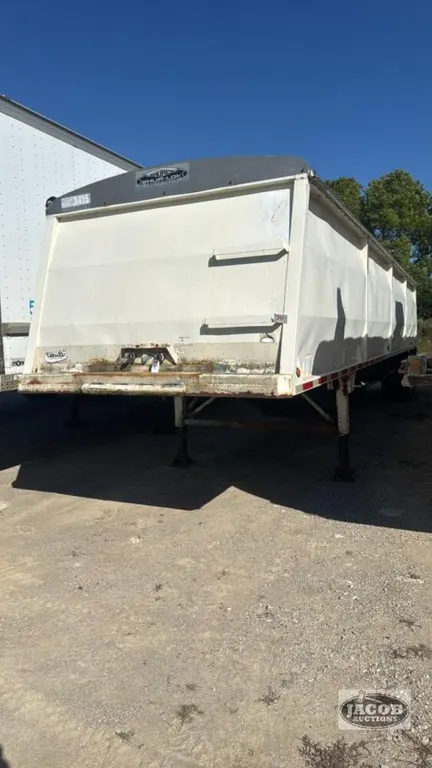 WILSON 40FT TANDEM HOPPER BOTTOM GRAIN TRAILER