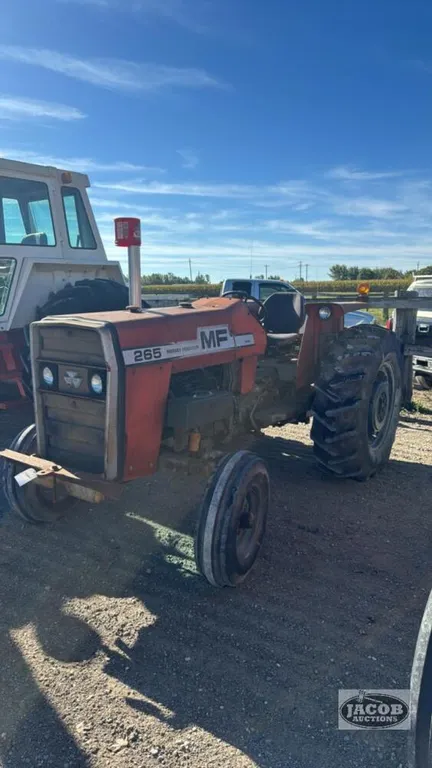 MASSEY FERGUSON 265 DIESEL TRACTOR