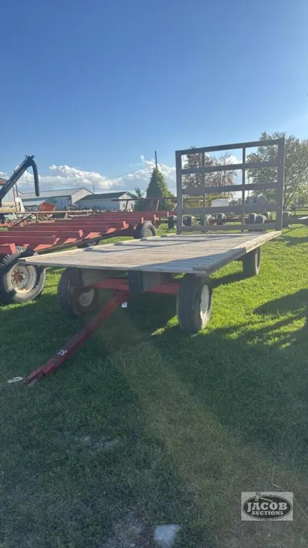 17FT X 8FT FLAT RACK HAY WAGON