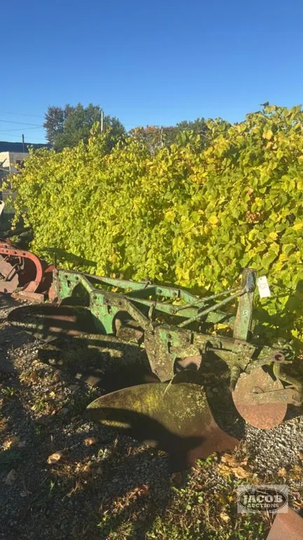 JOHN DEERE #45 3 FURROW 3PTH PLOW