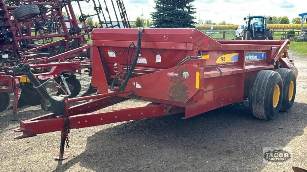 NEW HOLLAND 195 TANDEM MANURE SPREADER