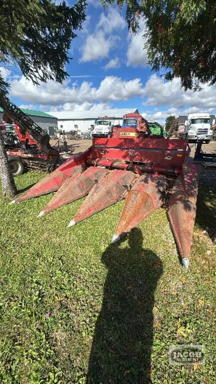 INTERNATIONAL 943 4 ROW CORN HEAD