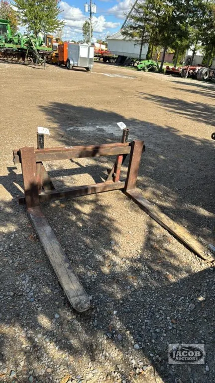 SET OF 48IN PALLET FORKS