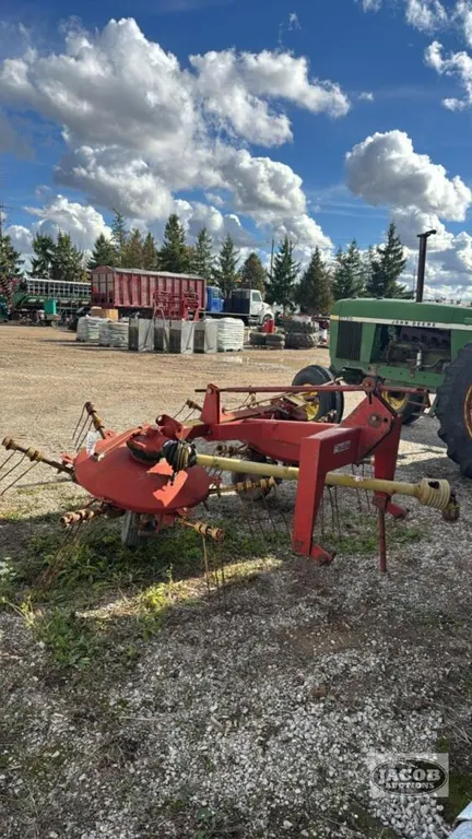 NEW HOLLAND 254 3PTH HAY TEDDER