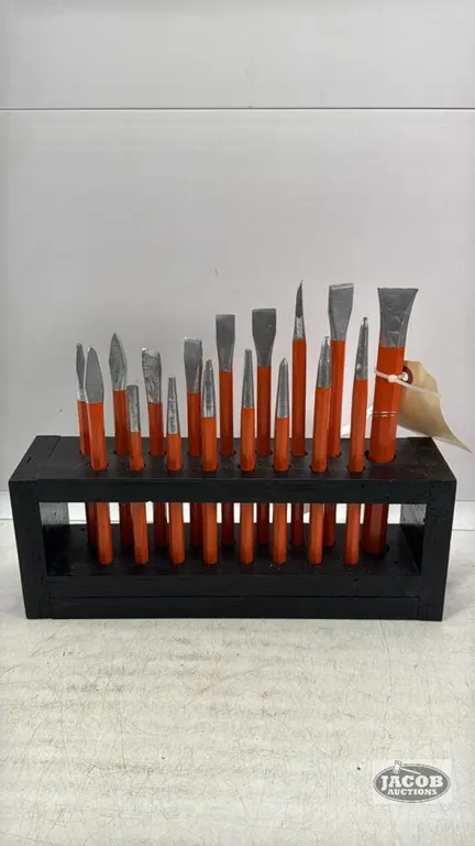 17 PC. PUNCH AND CHISEL SET WITH STAND