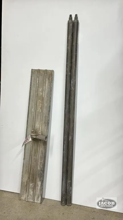 45IN ALUMINUM DARBY WITH (2) 60IN EXTENSIONS