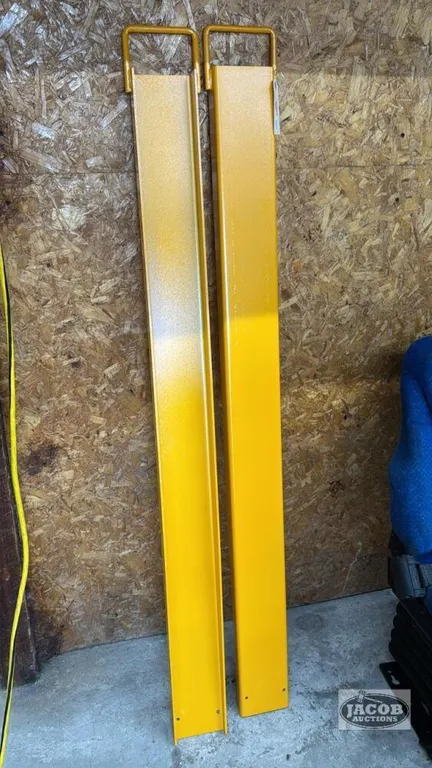 SET OF 5FT FORK EXTENSIONS FOR 4IN FORKS
