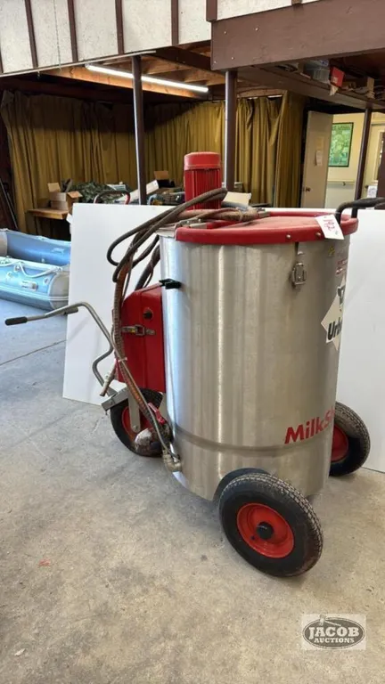 URBAN MILK SHUTTLE