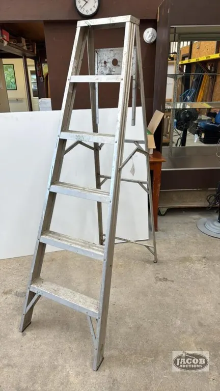 6FT ALUMINUM STEP LADDER