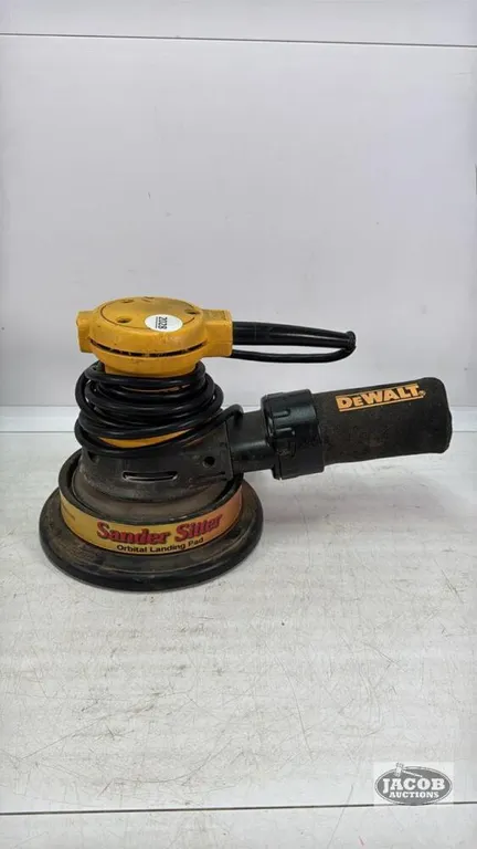 DEWALT ORBIT PALM SANDER
