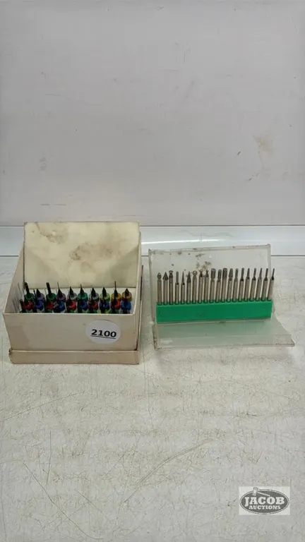 CARBIDE BIT SET