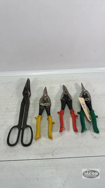 (4) TIN SNIPS