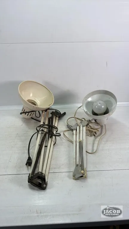 (2) ARTICULATING DESK MOUNT LAMPS