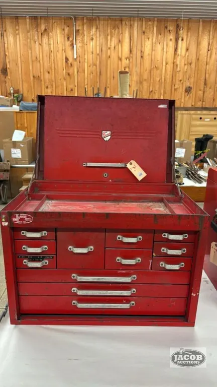 BEACH TOOL BOX