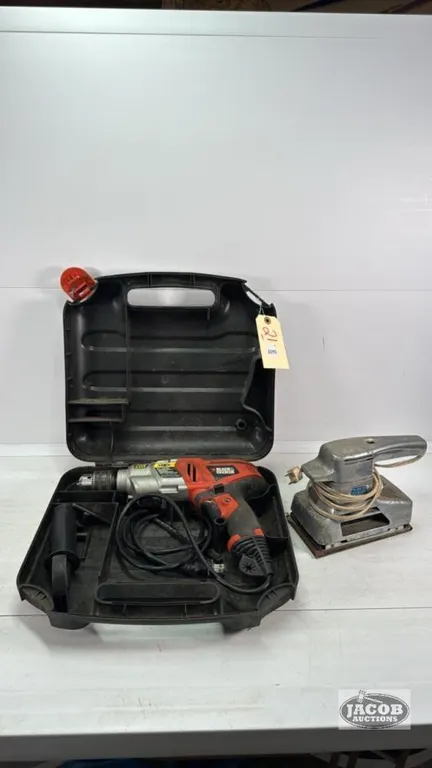 B&D ELECTRIC HAMMER DRILL