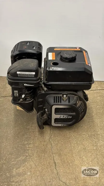 212CC GAS MOTOR (MISSING VENT ON GAS TANK)