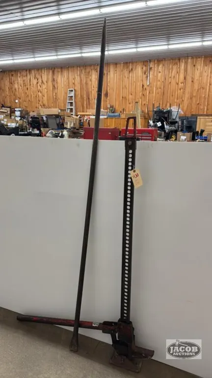 HANDY MAN JACK WITH 76IN PRY BAR