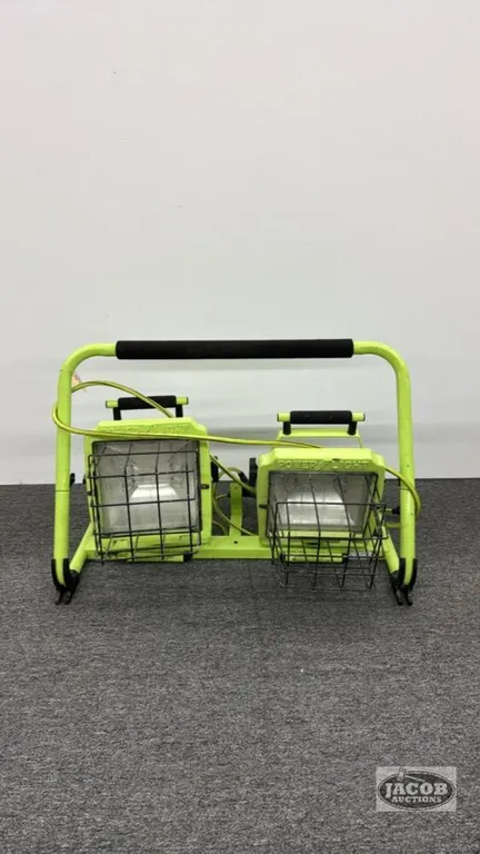 PAIR OF HALOGEN WORK LIGHTS