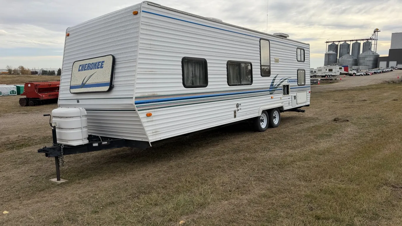 1999 Forest River Cherokee T/A Travel Trailer