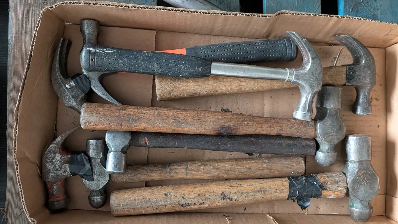 Assorted Claw Hammers