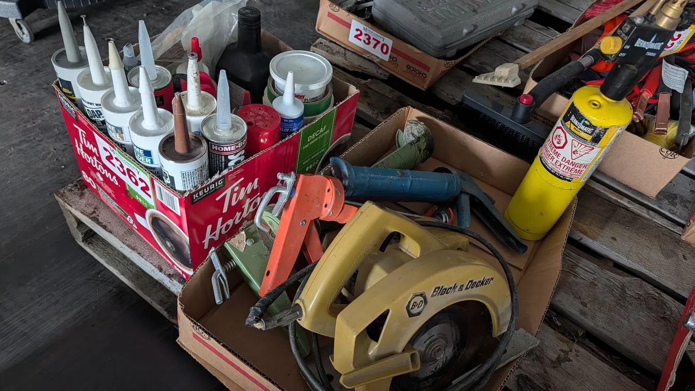 Bernzomatic Torch , Caulking, Caukling Guns, B&D Circular Saw.
