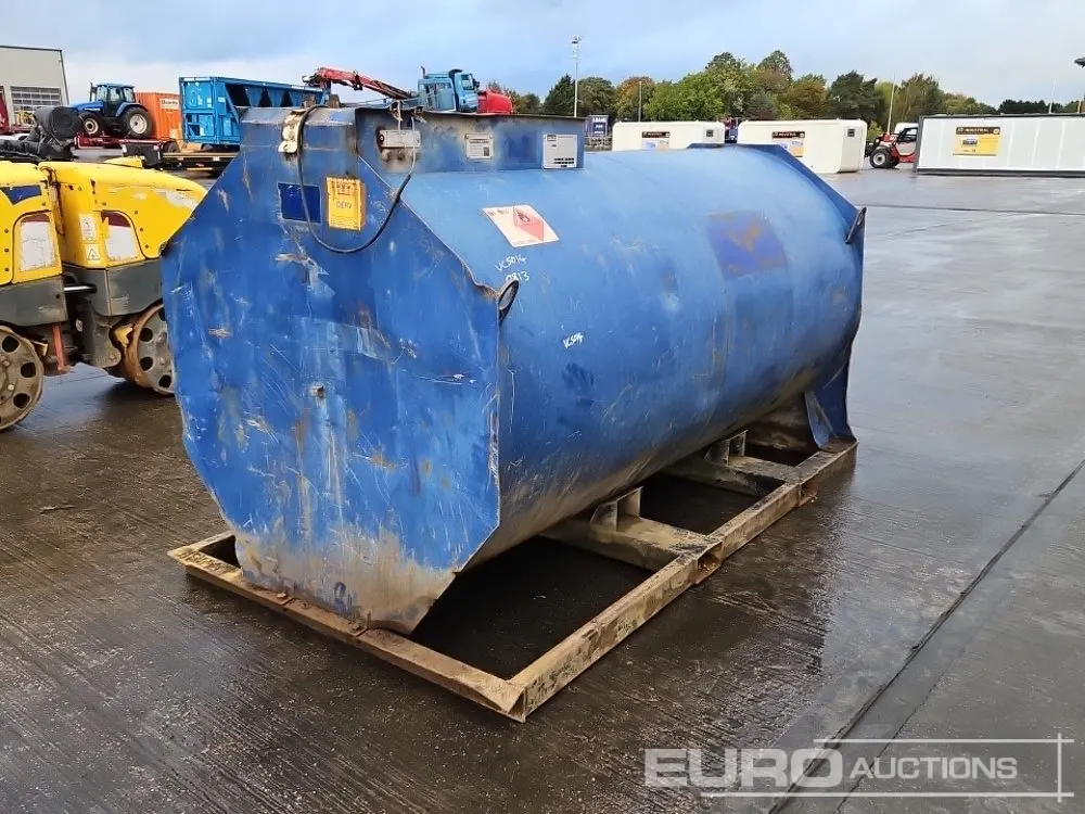 Main 2000 Litre Static Bunded Fuel Bowser, Electric Pump