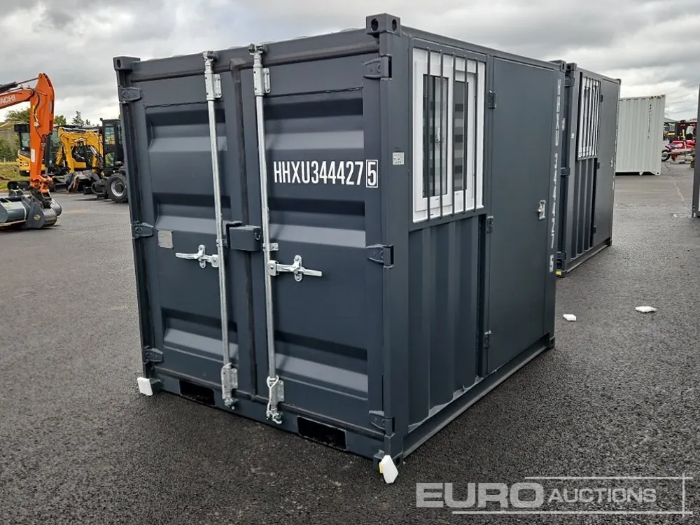 7' x 6' Container, Side Door, End Door, Window (Cannot Be Reconsigned)