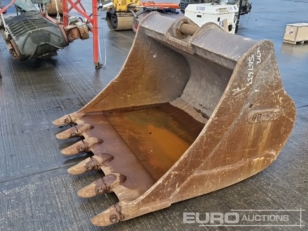 Mst 60" Scoop Bucket 80mm Pin to suit 20 Ton Excavator