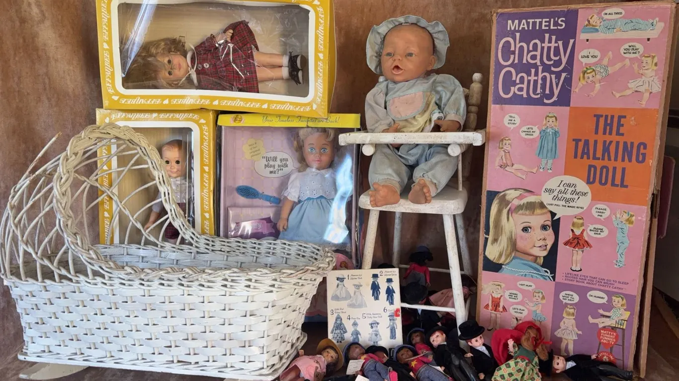 Dolls Lot w/ Mattel Chatty Cathy, Effanbee, Cradle, Mini Dolls, High Chair